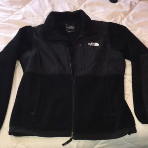 Size M women’s North Face fleece